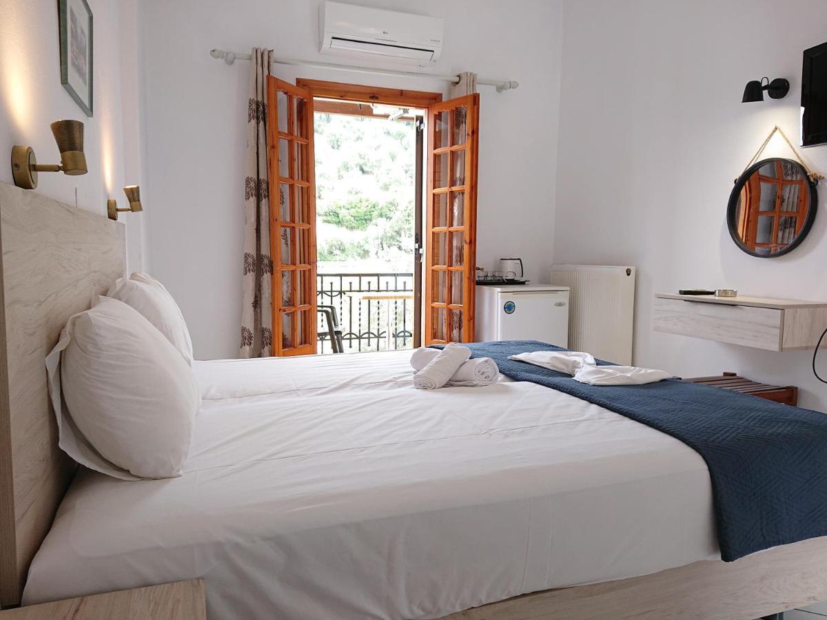 Postman'S House Hotel Parga Exterior photo