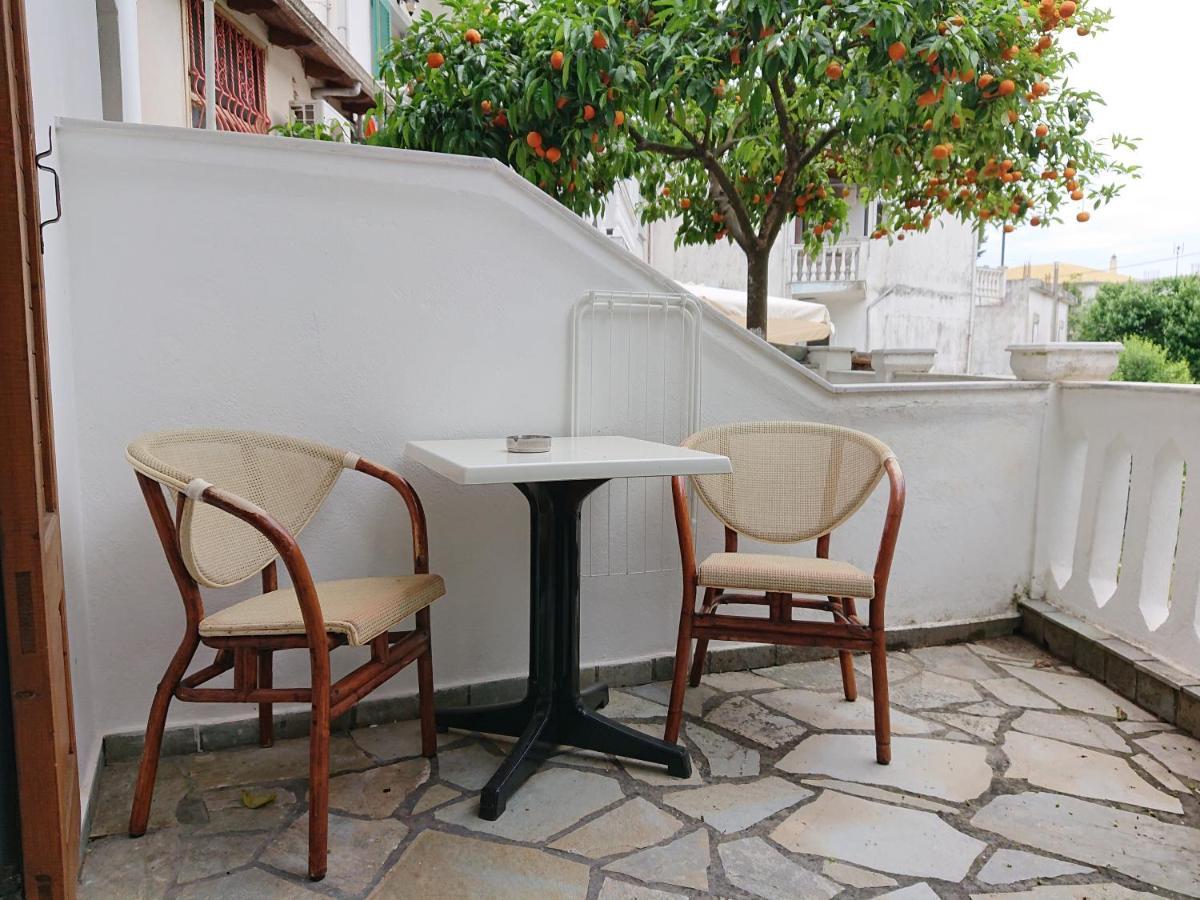 Postman'S House Hotel Parga Exterior photo